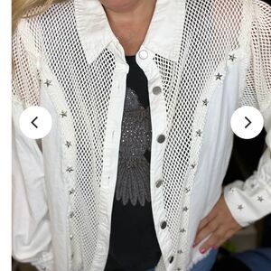 POL Cream Mesh Shirt with Star Details Raw Hem